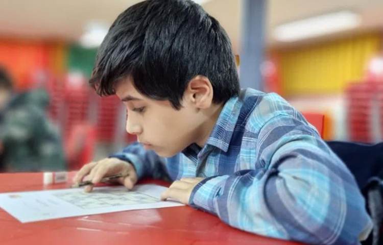 برگزاری مسابقه سودوکو بین شعب دبستان های علوی 11