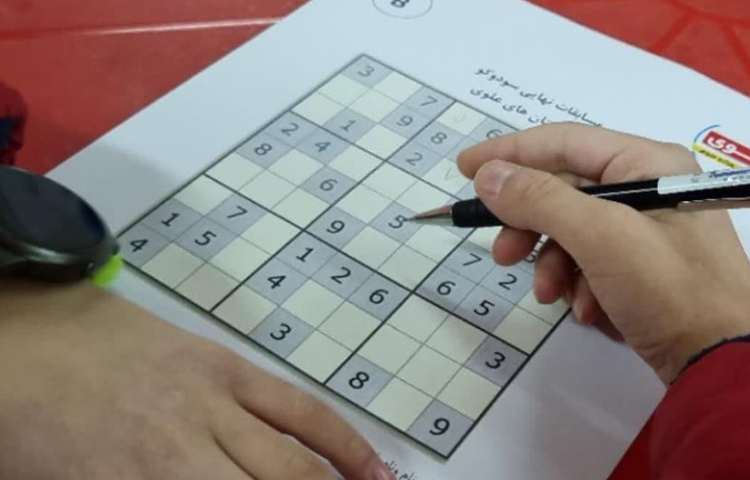 برگزاری مسابقه سودوکو بین شعب دبستان های علوی 6