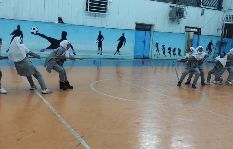 برگزاری مسابقه طناب کشی 3