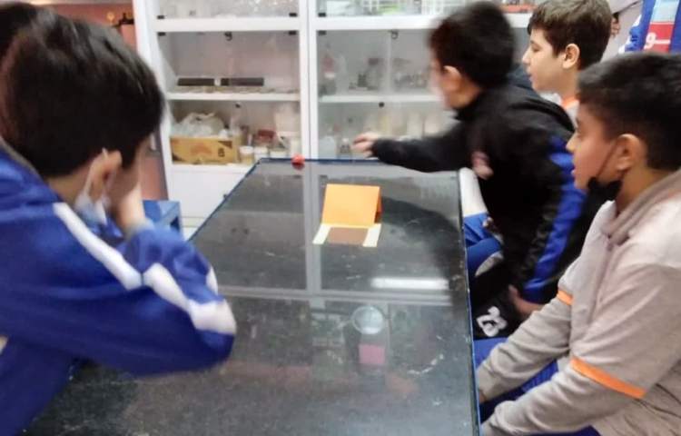 برگزاری مسابقه مث بال پایه ششم دبستان علوی 1