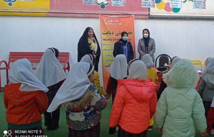 برگزاری مسابقه نقاشی به مناسبت روز جهانی دیابت بین دانش آموزان 4