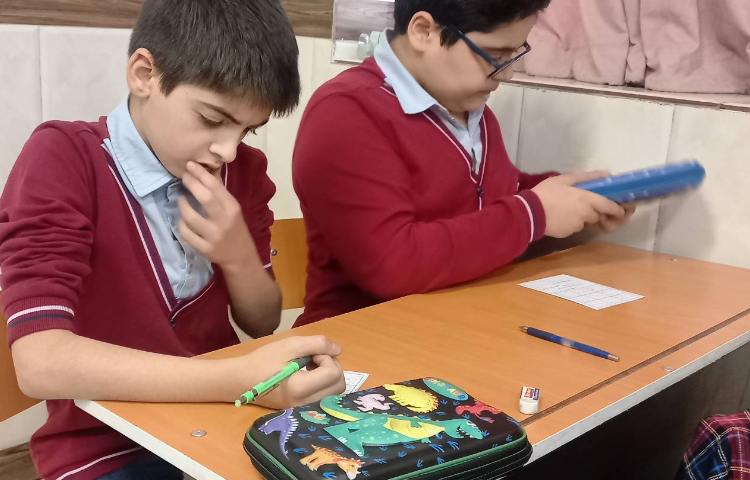 برگزاری مسابقه‌ی سودوکو 1