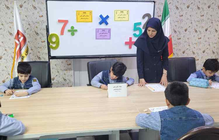 برگزاری مسابقه ی نیمه نهایی آقای ریاضی 6