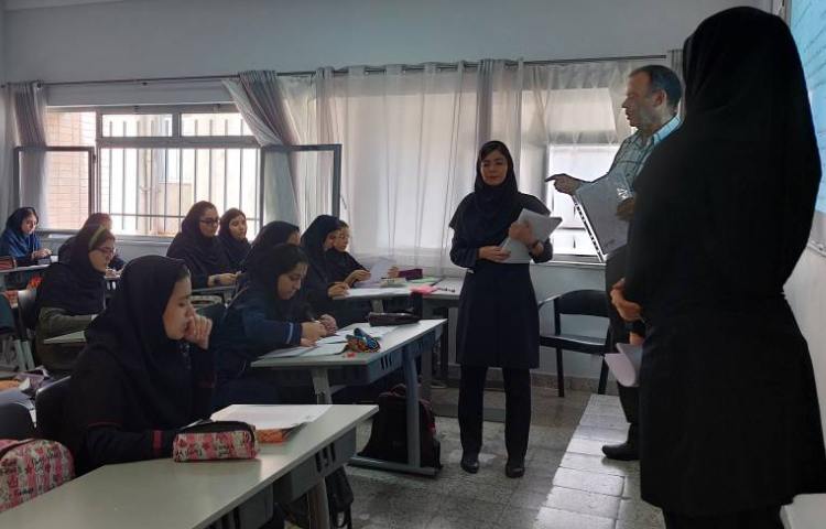 برگزاری نظرسنجی از دانش آموزان 1