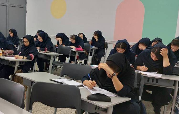 برگزاری نظرسنجی از دانش آموزان 4