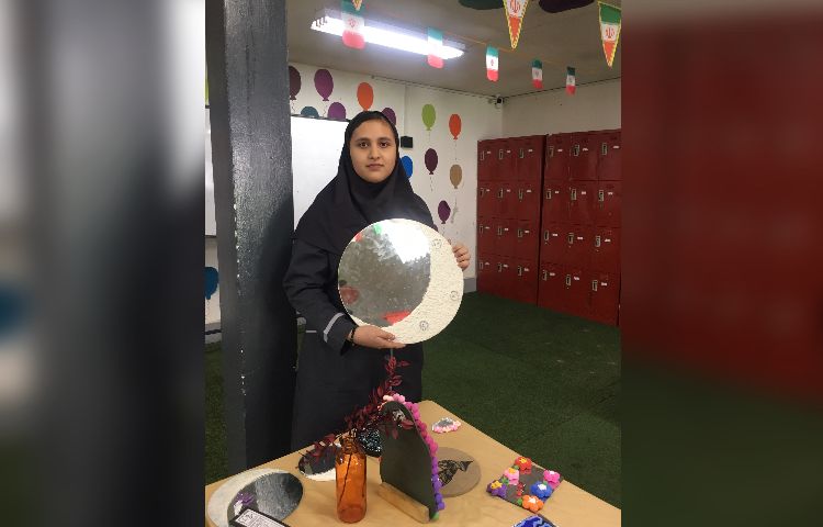 برگزاری نمایشگاه آثار هنری پایه هشتم و نهم 4