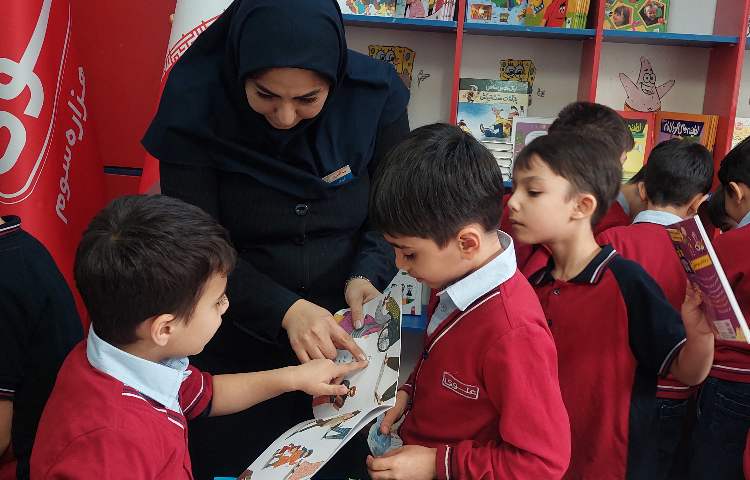 برگزاری نمایشگاه کتاب به مناسبت هفته ی کتابخوانی 5