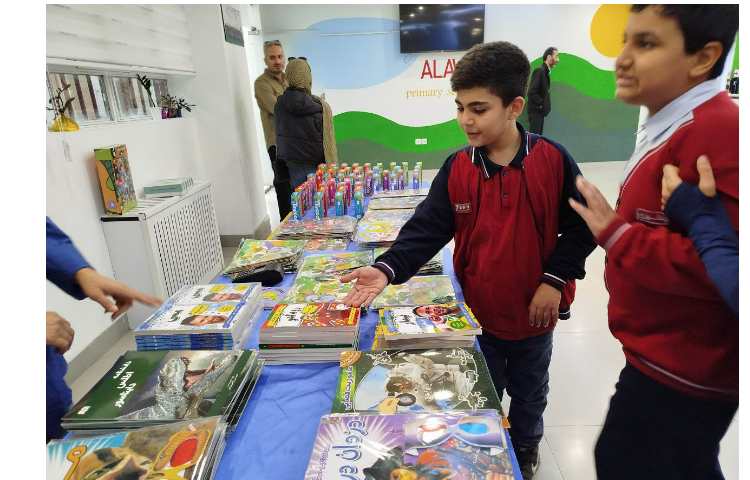 برگزاری نمایشگاه کتاب 4