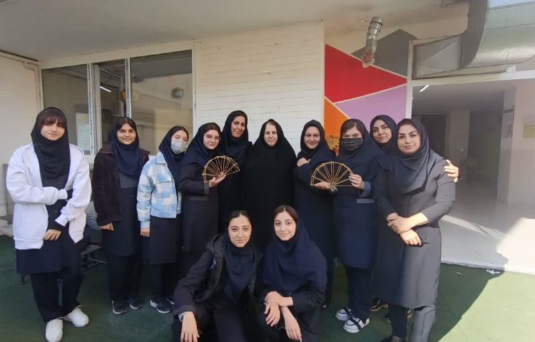 برگزاری کارسوق سازه ماکارونی سال تحصیلی 1403-1402 7