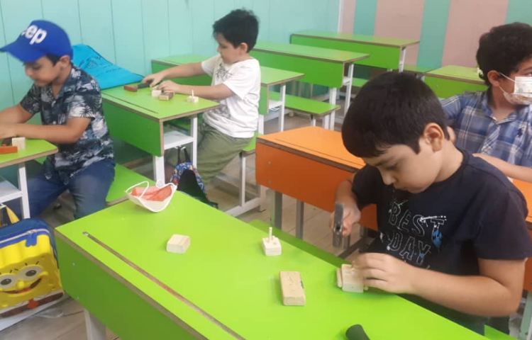 برگزاری کارگاه نجاری تابستانی ویژه دانش آموزان اول تا ششم 5