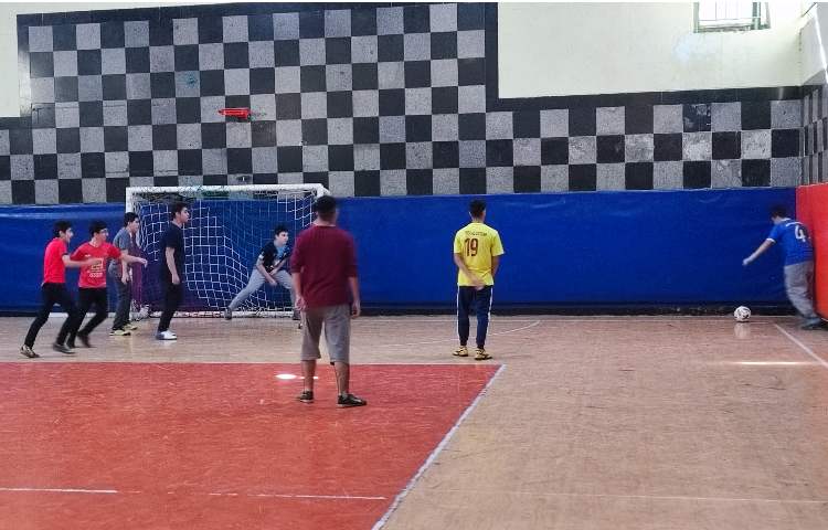 برگزاری کالاس ورزش و تربیت بدنی رشته فوتبال و والیبال 3