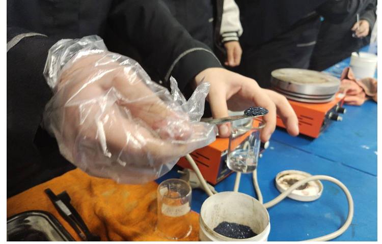 برگزاری کلاس آزمایشگاه 2