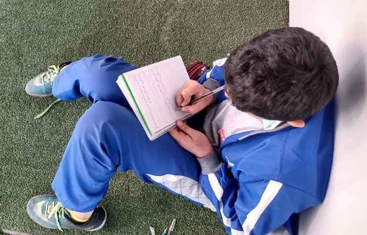 برگزاری کلاس بدون دیوار انشا فارسی 2