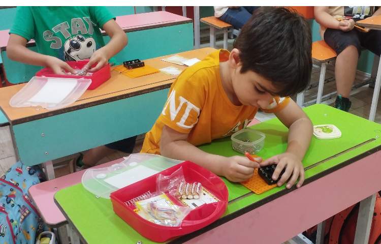 برگزاری کلاس تابستانی رباتیک در تیرماه 3