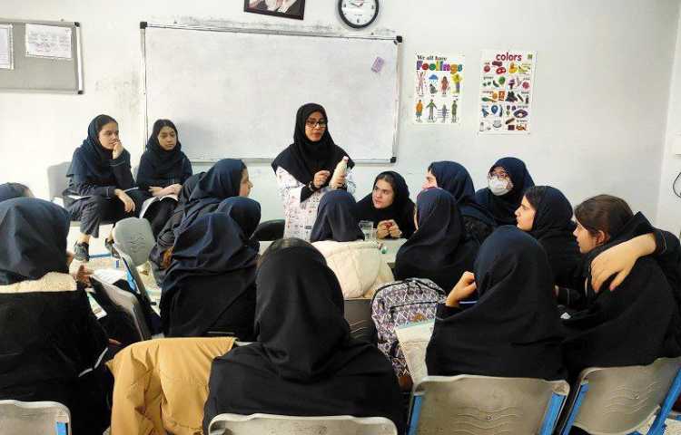 برگزاری کلاس جذاب شیمی 3