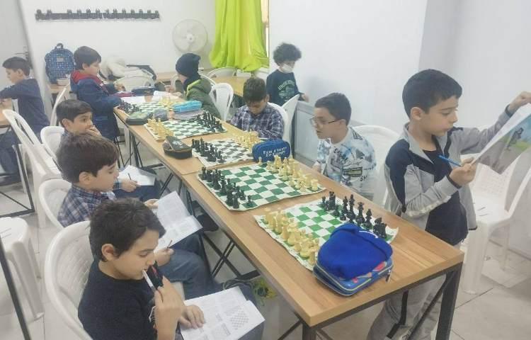 برگزاری کلاس شطرنج در دبستان علوی نوین 1