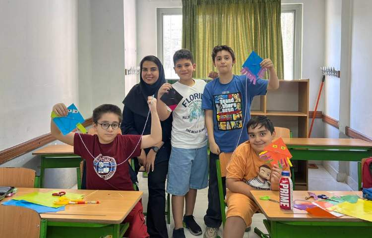 برگزاری کلاس علوم جذاب در دبستان علوی نوین 1