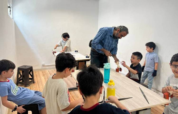 برگزاری کلاس ماهی چوبی - اول باراد در دبستان علوی نوین 6