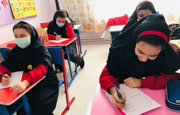 برگزاری کلاس های آموزشگاهی فرزانگان 1