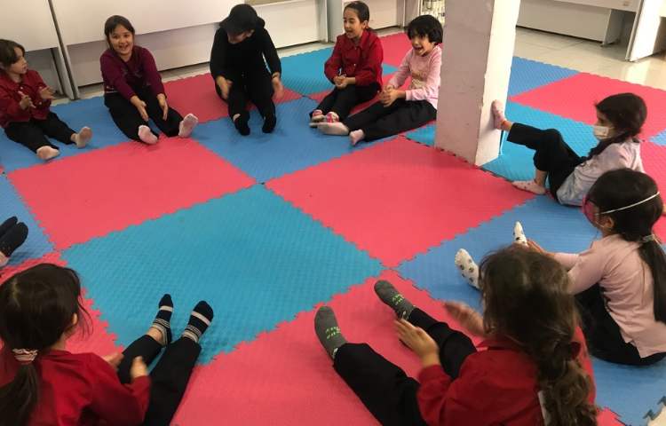 برگزاری کلاس های آموزشگاهی فرزانگان 3