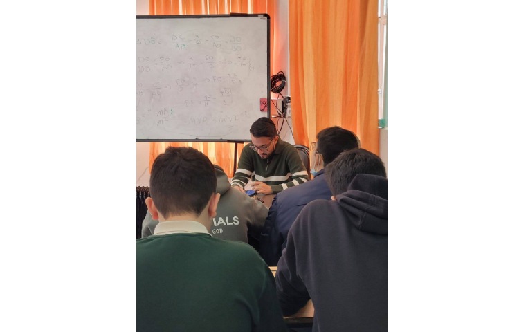 برگزاری کلاس های الیت پایه نهم 3