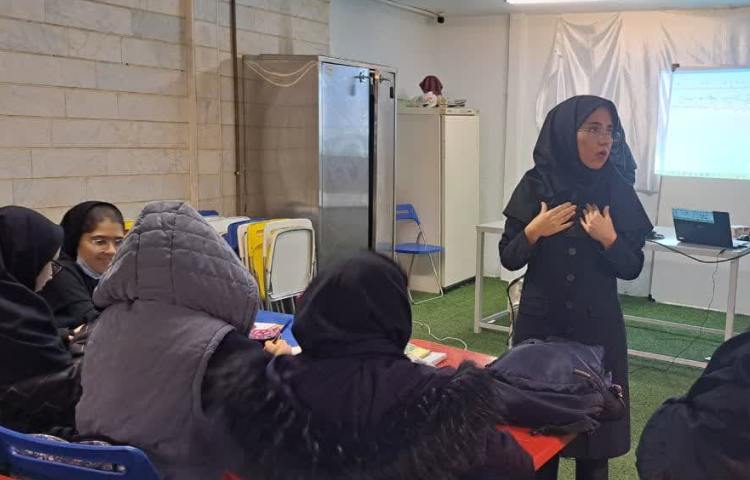 برگزاری کلاس های شب امتحان در مدرسه 6