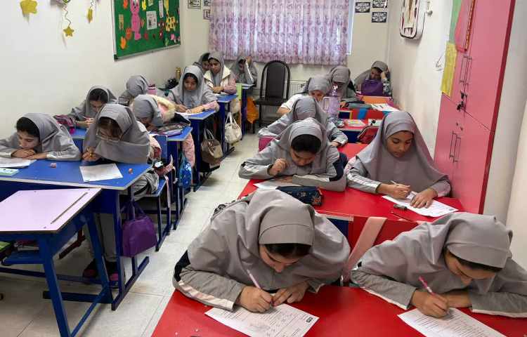 برگزاری کوییز ماهانه زبان انگلیسی 2