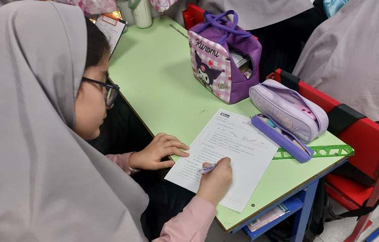 برگزاری کوییز ماهانه زبان انگلیسی 6