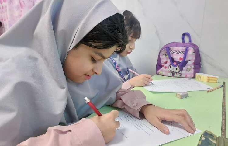 برگزاری کوییز ماهانه زبان انگلیسی 7