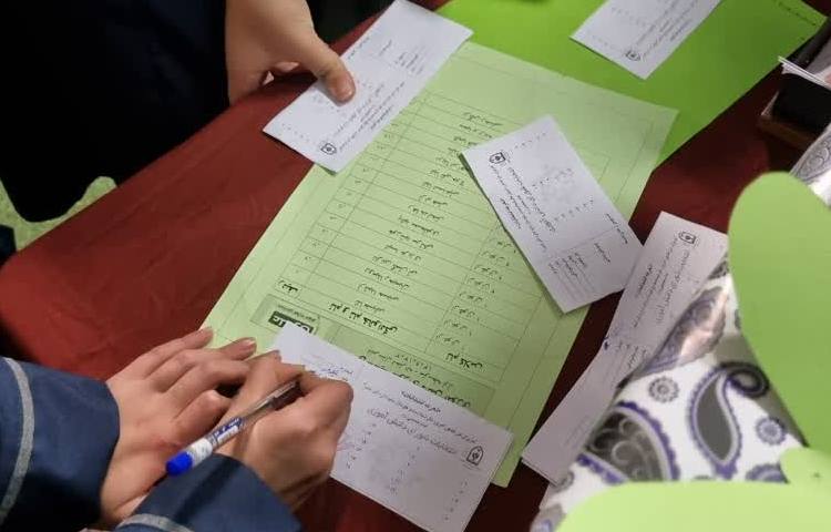 (برگزار انتخابات شورای دانش آموزی) 3