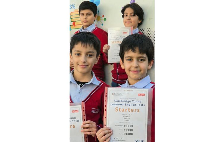 برگزیدگان آزمون بین المللی زبان کمبریج 4