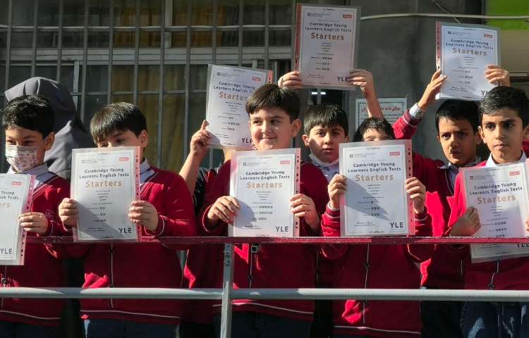 برگزیدگان آزمون بین المللی زبان کمبریج 5