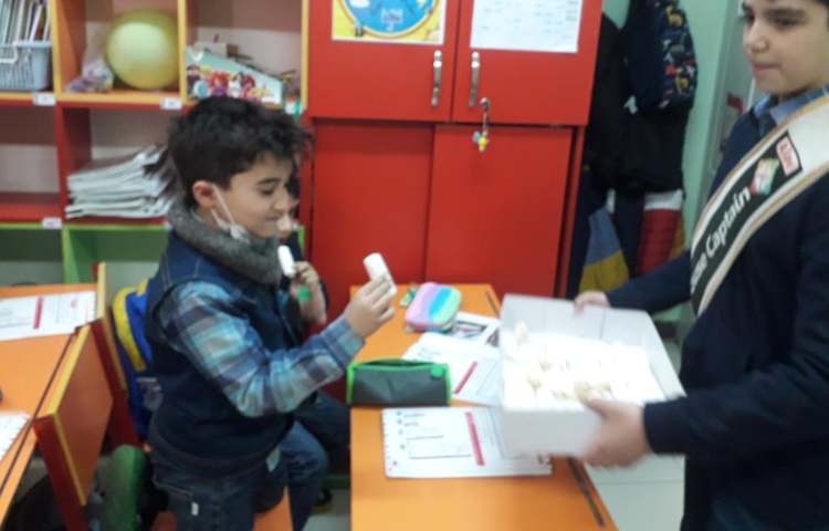 بزرگداشت اعیاد شعبانیه دبستان علوی 11