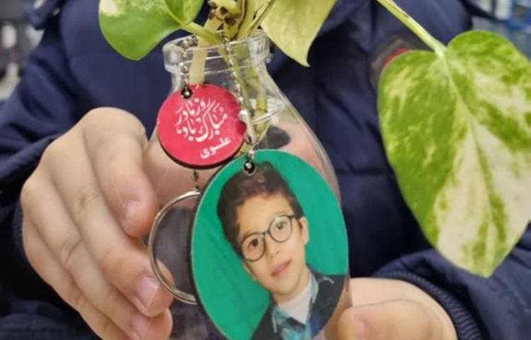 بزرگداشت روز مادر دانش آموزان دبستان علوی 18