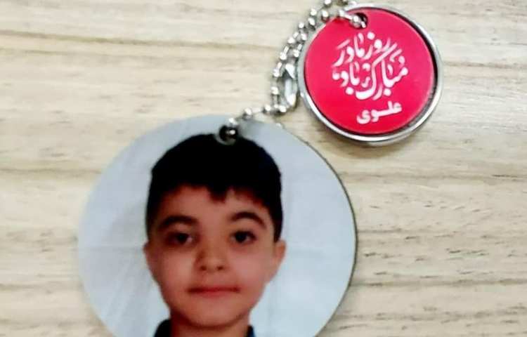 بزرگداشت روز مادر دانش آموزان دبستان علوی 37