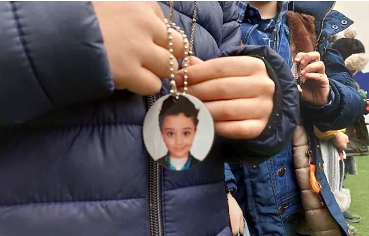 بزرگداشت روز مادر دانش آموزان دبستان علوی 45