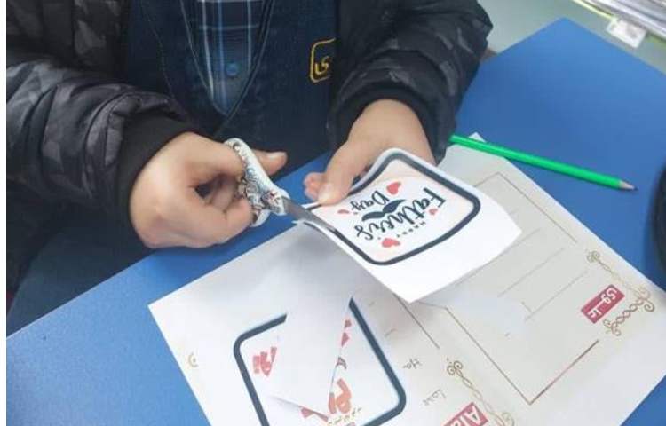 بزرگداشت روز پدر دانش آموزان دبستان علوی 30