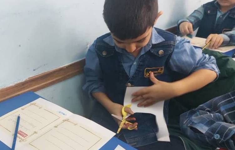 بزرگداشت روز پدر دانش آموزان پایه دوم دبستان 2