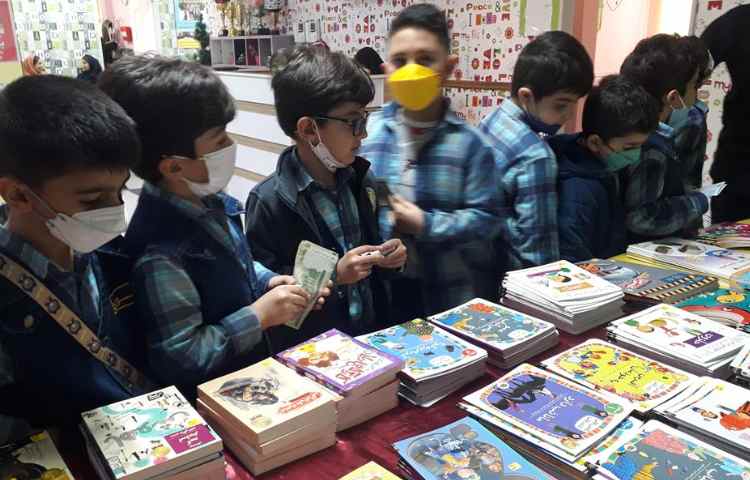 بزرگداشت هفته کتاب و کتابخوانی دبستان علوی 2