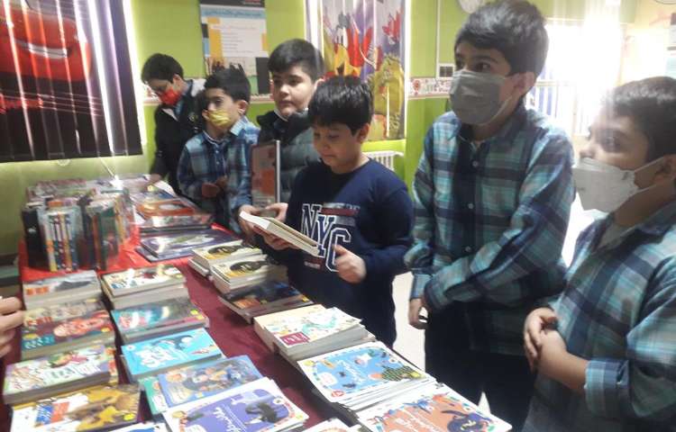 بزرگداشت هفته کتاب و کتابخوانی دبستان علوی 2