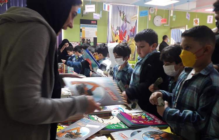 بزرگداشت هفته کتاب و کتابخوانی دبستان علوی 5