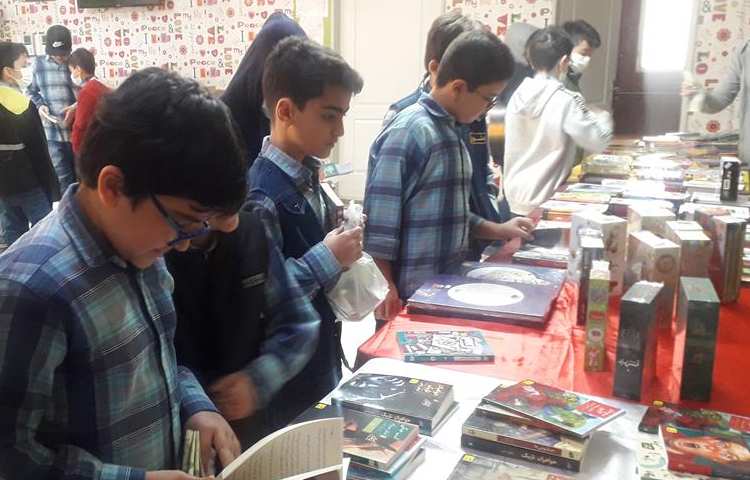 بزرگداشت هفته کتاب و کتابخوانی 1