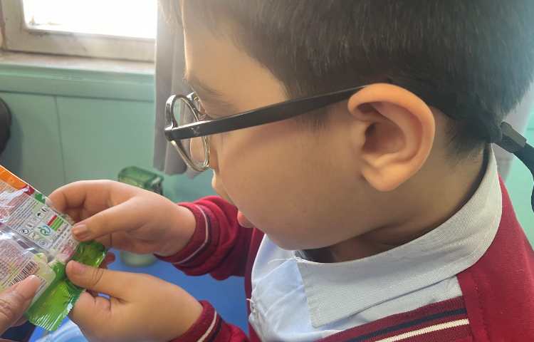 بسته بندی و مندرجات آن 5