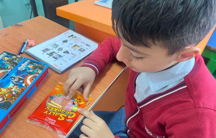 بسته بندی و مندرجات آن 7