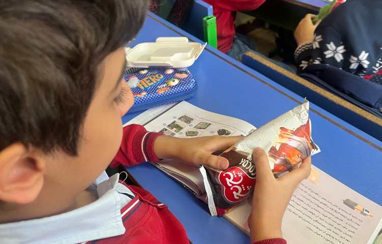 بسته بندی و مندرجات آن 9