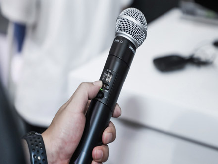 میکروفون با قابلیت اتصال به پورت USB