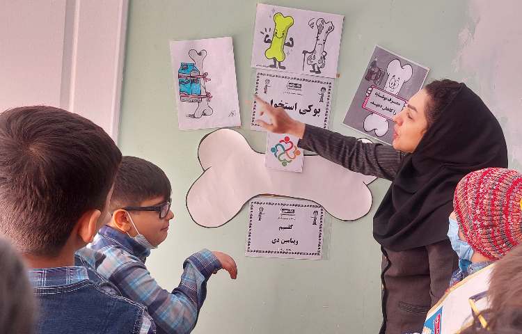بهداشت با موضوع رشد استخوانها و مبارزه با پوکی استخوان ها 3