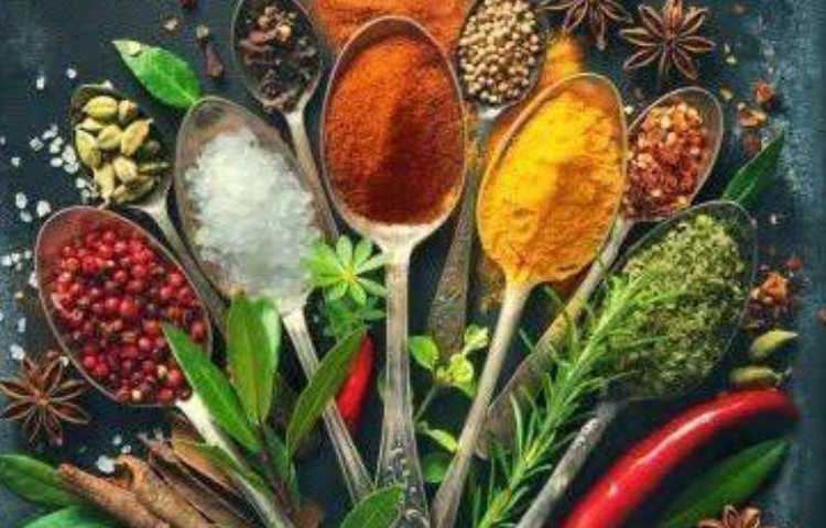 بهداشت: برنج را با این ادویه ها بخورید!