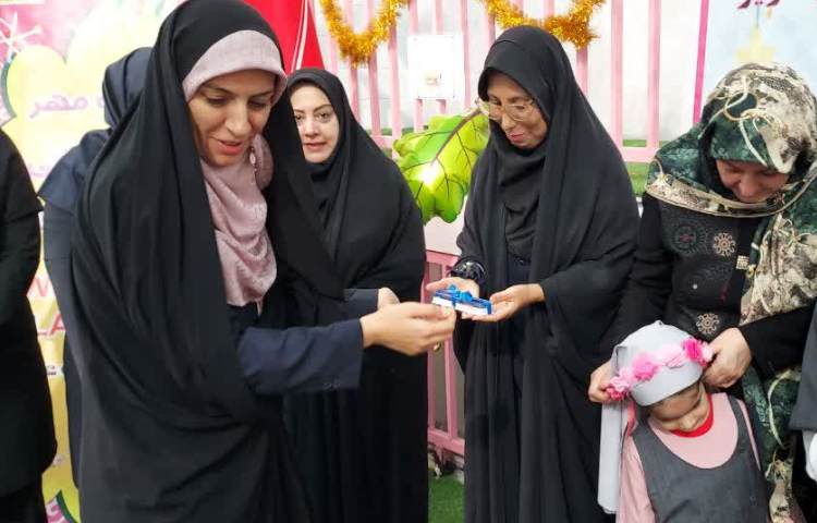 بهداشت : روز جهانی سالمندان 12