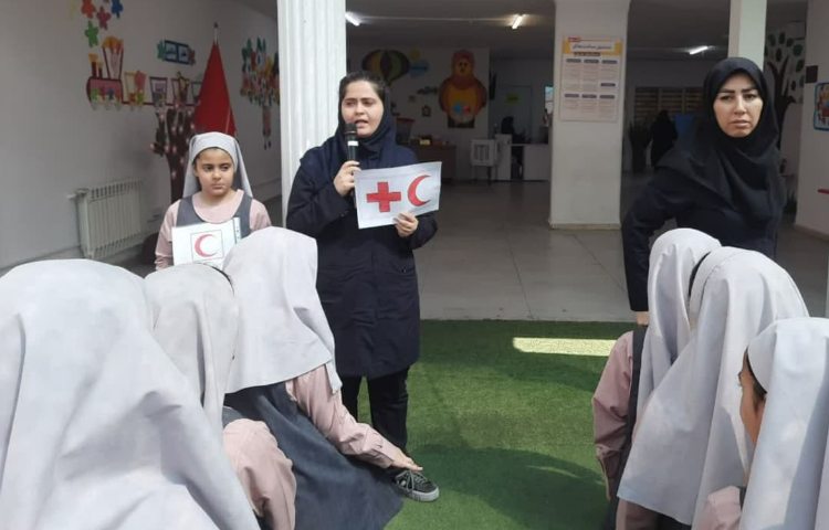 بهداشت روز جهانی هلال احمر و صلیب سرخ